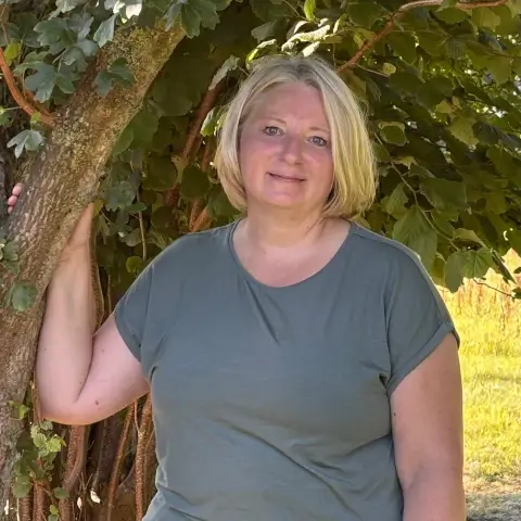 Marion Burmeister, Botenlieferantin und pharmazeutisch-technische Assistentin der Edenhof-Apotheke