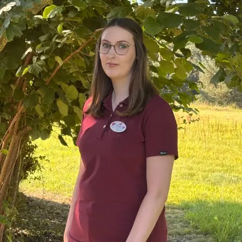 Steffi Bley, Pharmazeutisch-technische und pharmazeutisch-kaufmännische Angestellte der Edenhof-Apotheke